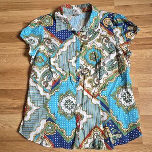 Womens Van Heusen Blouse Size XL Blues  Short Sleeve Top